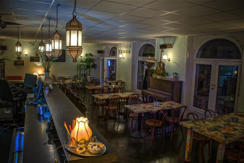 Frankfurt Hostel Frankfurt nad Menem Zewnętrze zdjęcie